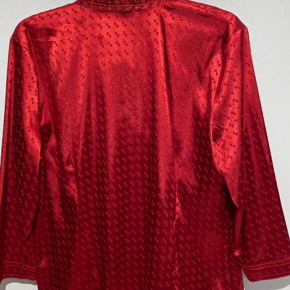 Covington Women's Red Textured Satin Stand Up Collar Woven Blouse Size Large NWT - Picture 7 of 11